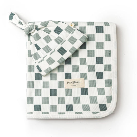 Chequered Swaddle & Hat
