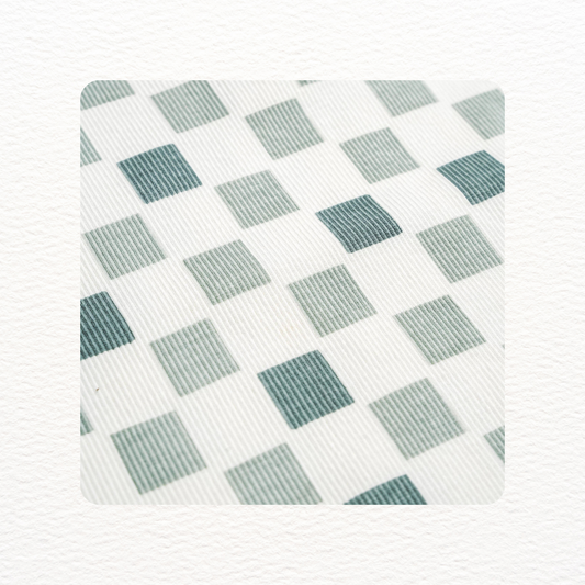 Chequered Swaddle & Hat