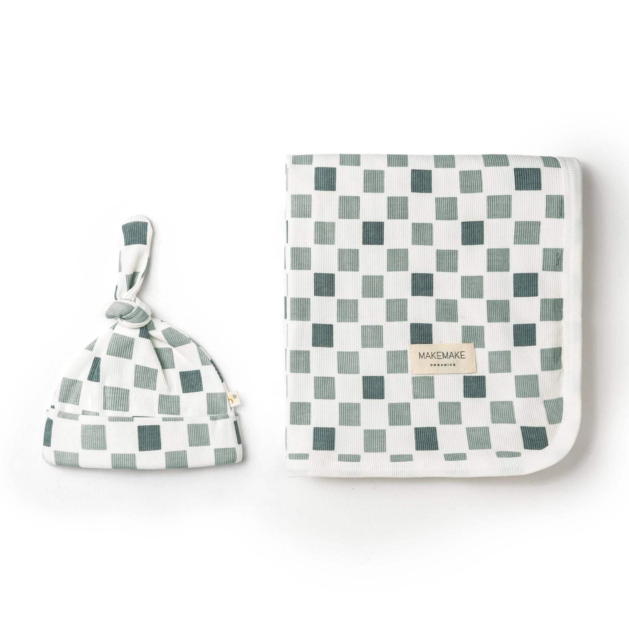 Chequered Swaddle & Hat